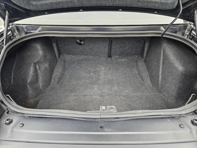 2015 Dodge Challenger SXT Plus