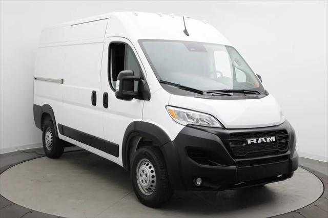 2025 Ram ProMaster 2500 Cargo Van Tradesman High Roof 136" WB w/Pass Seat