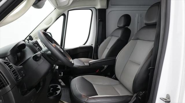 2025 Ram ProMaster 2500 Cargo Van Tradesman High Roof 136" WB w/Pass Seat