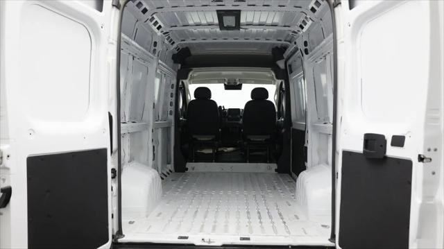 2025 Ram ProMaster 2500 Cargo Van Tradesman High Roof 136" WB w/Pass Seat