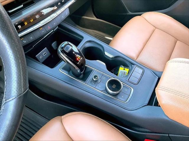 2024 Cadillac XT4 Sport