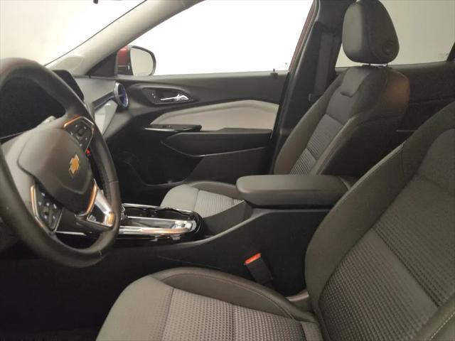 2025 Chevrolet Trax FWD LT