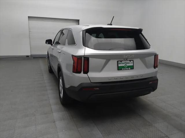 2022 Kia Sorento LX