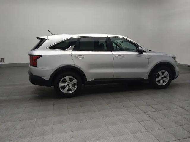 2022 Kia Sorento LX