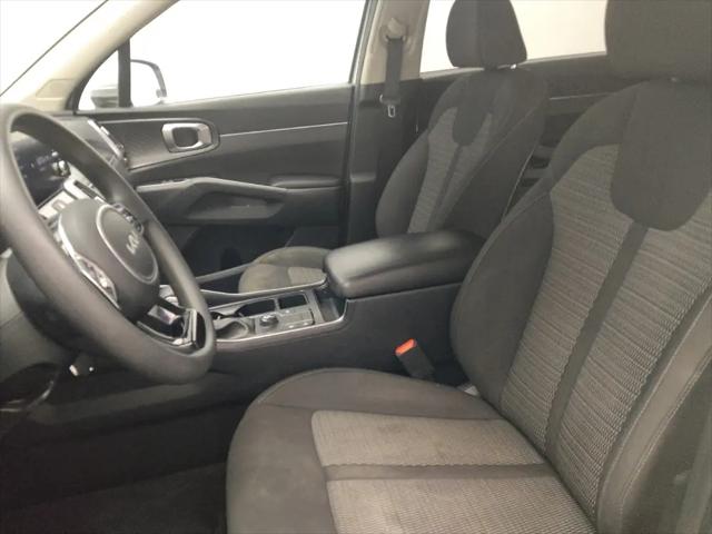 2022 Kia Sorento LX