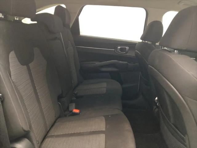 2022 Kia Sorento LX