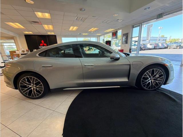 2020 Porsche Taycan Turbo