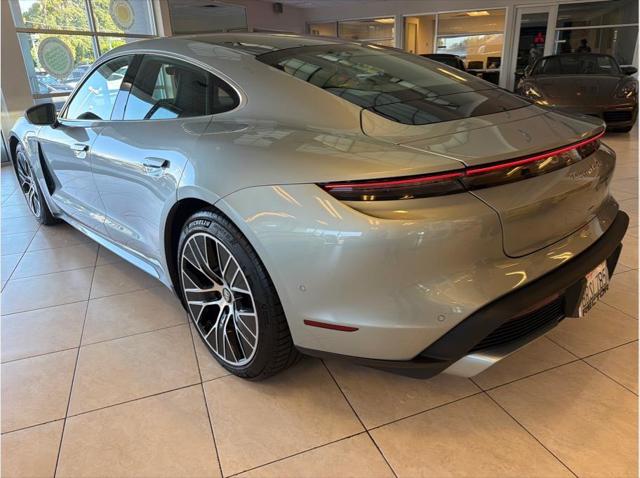 2020 Porsche Taycan Turbo