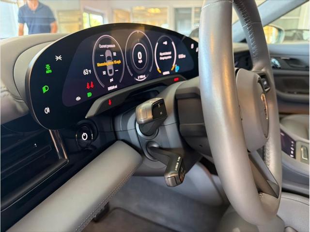 2020 Porsche Taycan Turbo