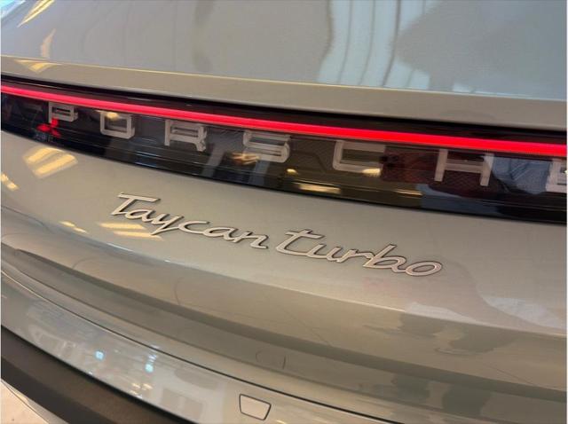 2020 Porsche Taycan Turbo
