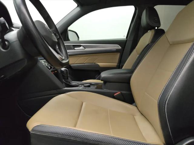 2022 Volkswagen Atlas Cross Sport 3.6L V6 SEL R-Line