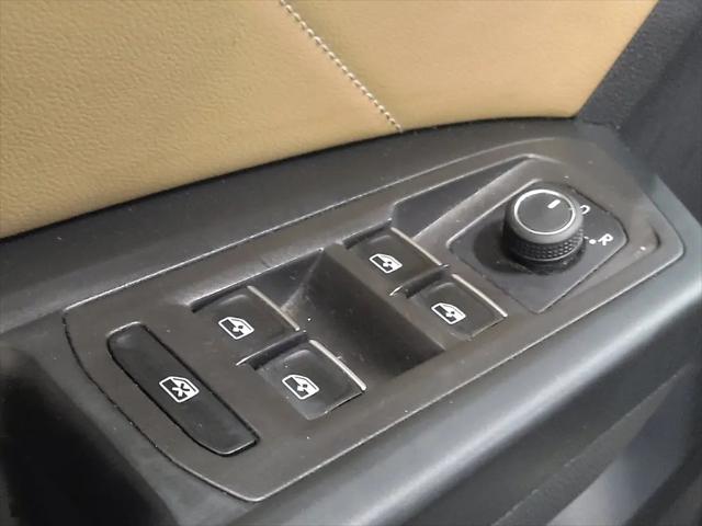 2022 Volkswagen Atlas Cross Sport 3.6L V6 SEL R-Line