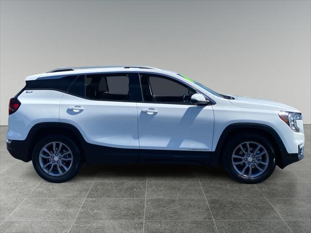 2024 GMC Terrain FWD SLT