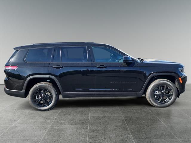 2025 Jeep Grand Cherokee L Altitude 4x4