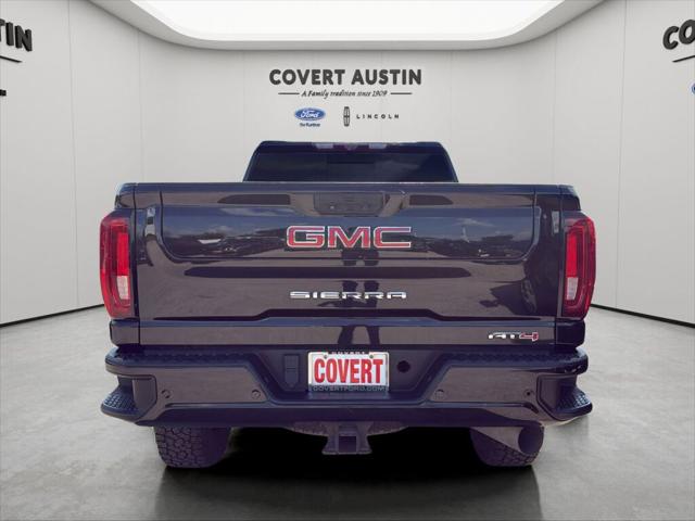 2022 GMC Sierra 2500HD 4WD Crew Cab Standard Bed AT4