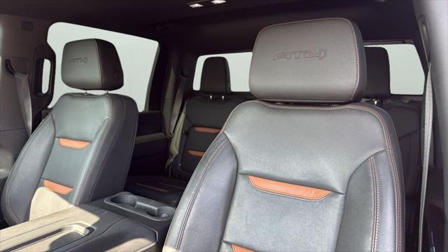 2022 GMC Sierra 2500HD 4WD Crew Cab Standard Bed AT4