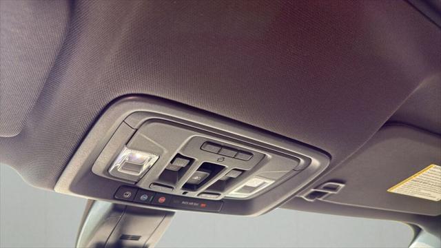 2022 GMC Sierra 2500HD 4WD Crew Cab Standard Bed AT4