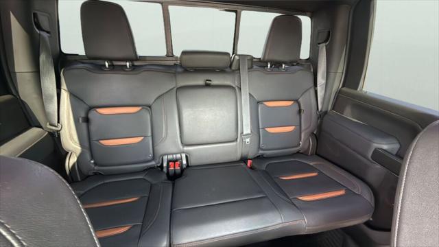 2022 GMC Sierra 2500HD 4WD Crew Cab Standard Bed AT4