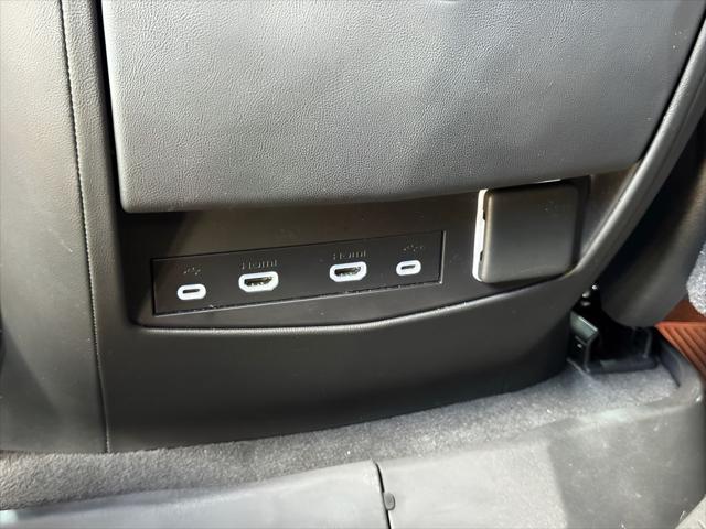2021 Cadillac Escalade 4WD Sport