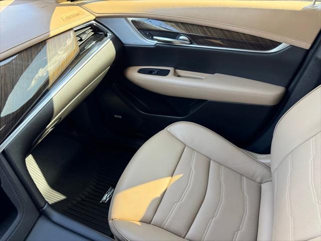 2024 Cadillac XT6 FWD Premium Luxury