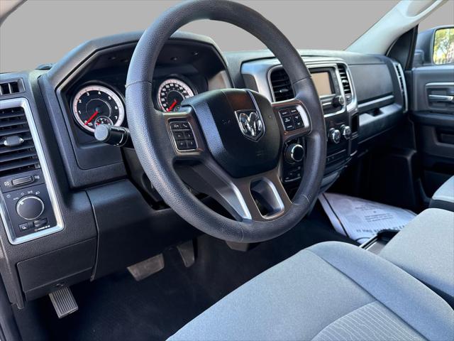 2022 Ram 1500 Classic SLT Crew Cab 4x4 6'4" Box