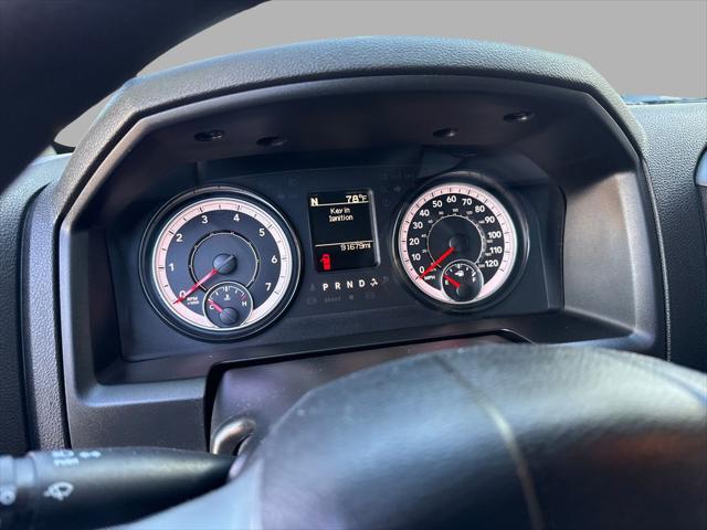 2022 Ram 1500 Classic SLT Crew Cab 4x4 6'4" Box