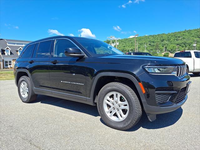 2023 Jeep Grand Cherokee Laredo 4x4 2023 Jeep Grand Cherokee Laredo 4x4