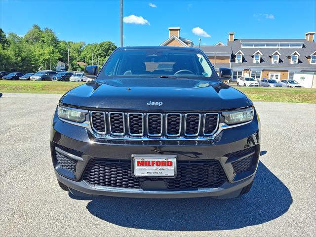 2023 Jeep Grand Cherokee Laredo 4x4 2023 Jeep Grand Cherokee Laredo 4x4
