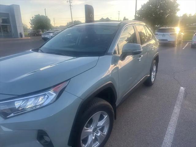 2021 Toyota RAV4 XLE