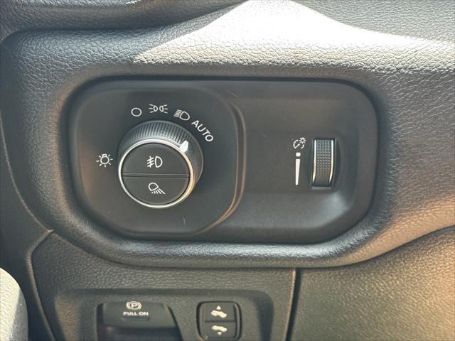 2022 Ram 1500 Lone Star Crew Cab 4x2 5'7" Box