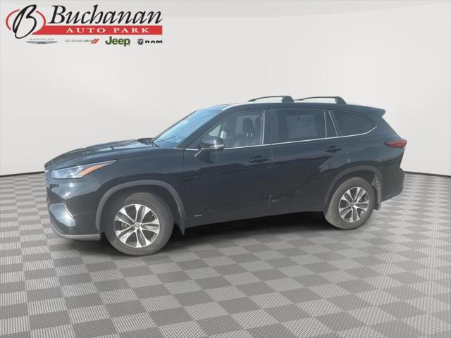 2023 Toyota Highlander Hybrid XLE