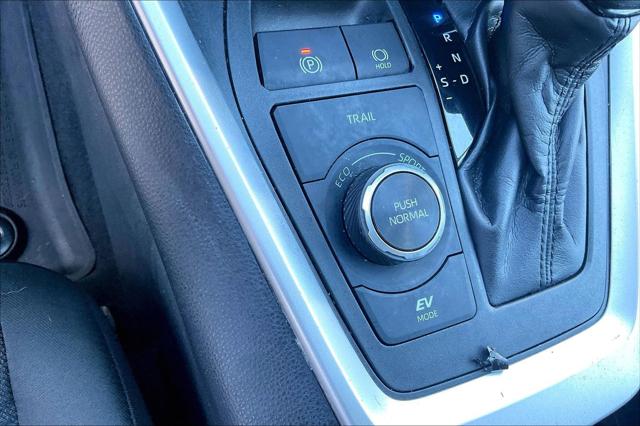 2020 Toyota RAV4 Hybrid XLE