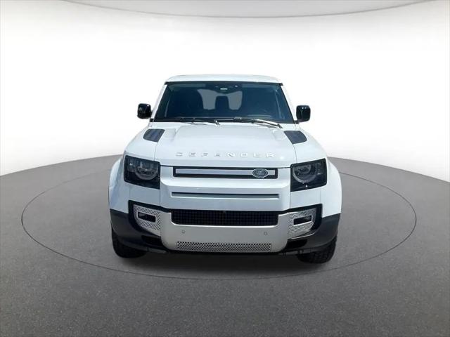 2025 Land Rover Defender 130 P300 S