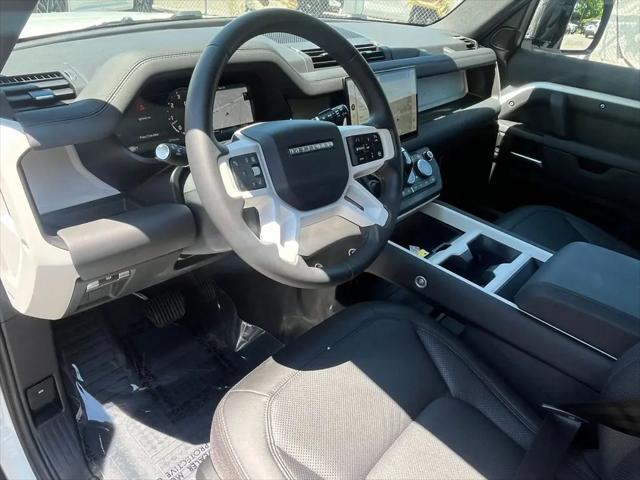2025 Land Rover Defender 130 P300 S