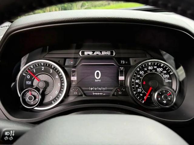2020 Ram 1500 Big Horn Crew Cab 4x4 5'7" Box