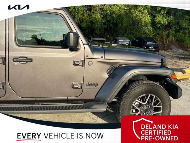 2025 Jeep Wrangler 4-Door Sahara 4x4