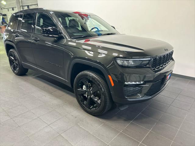 2025 Jeep Grand Cherokee Limited 4x4 2025 Jeep Grand Cherokee Limited 4x4
