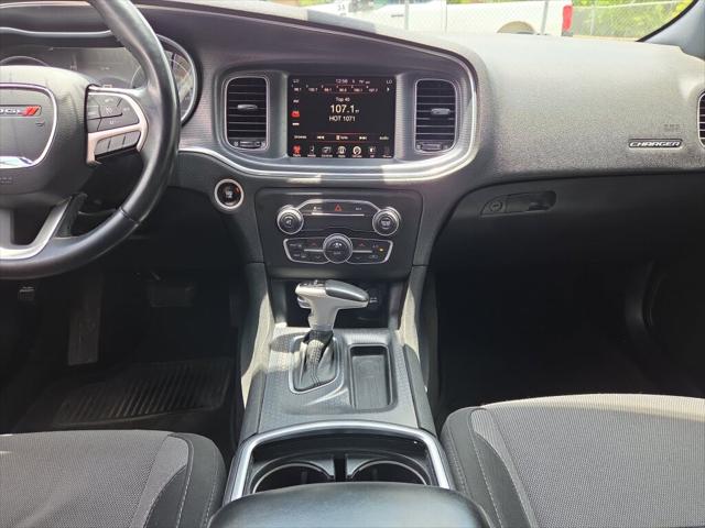 2016 Dodge Charger SXT