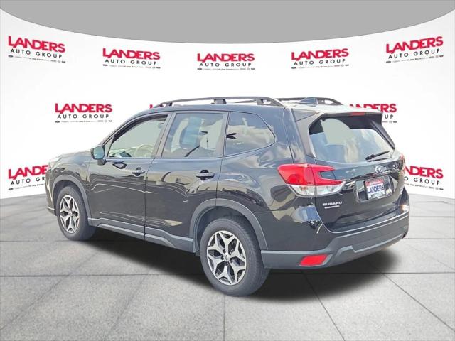 2023 Subaru Forester Premium