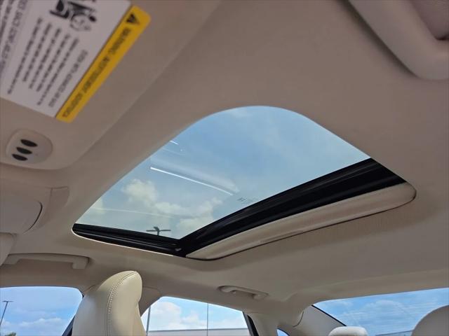 2016 Lincoln MKZ Unknown