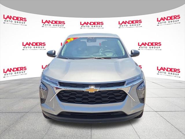 2025 Chevrolet Trax FWD LS
