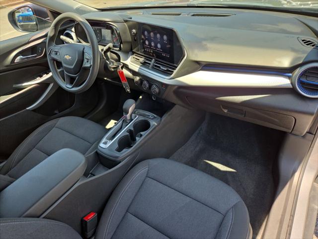 2025 Chevrolet Trax FWD LS