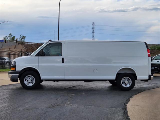 2025 Chevrolet Express Cargo Van RWD 3500 Extended Wheelbase WT