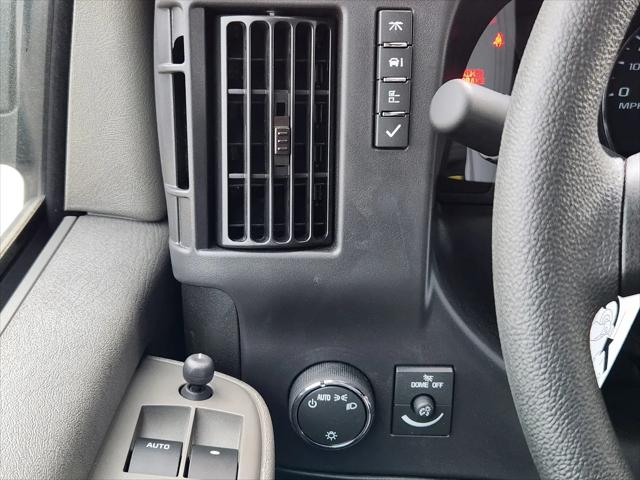 2025 Chevrolet Express Cargo Van RWD 3500 Extended Wheelbase WT