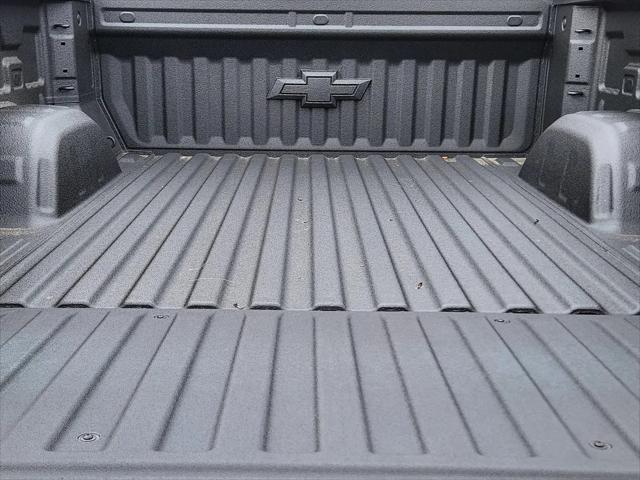 2026 Chevrolet Silverado 1500 4WD Crew Cab Short Bed ZR2