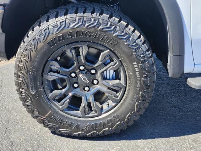 2026 Chevrolet Silverado 1500 4WD Crew Cab Short Bed ZR2