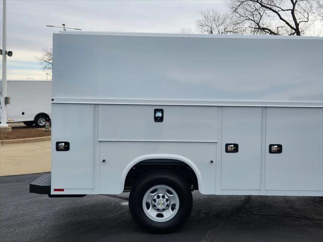 2026 Chevrolet Express Cutaway Work Van