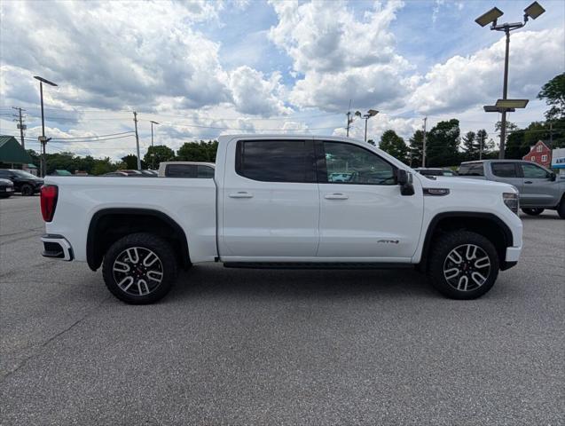 2024 GMC Sierra 1500 4WD Crew Cab Short Box AT4