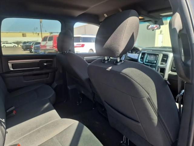 2024 Ram 1500 Classic Warlock Crew Cab 4x2 5'7" Box