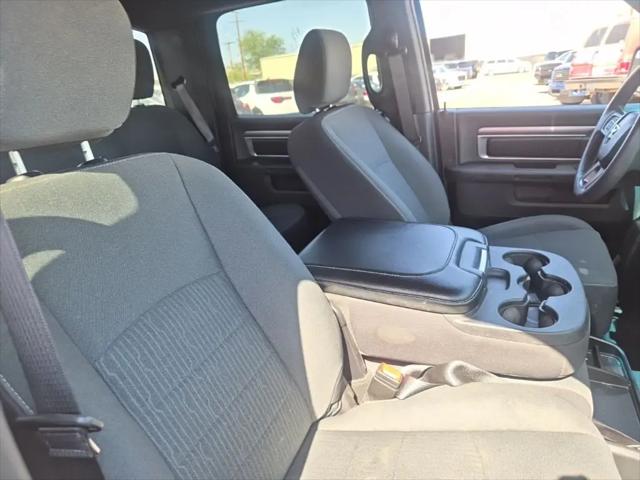 2024 Ram 1500 Classic Warlock Crew Cab 4x2 5'7" Box
